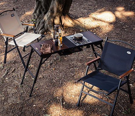 LITシリーズのLIT CHAIR（リットチェア）と相性抜群 